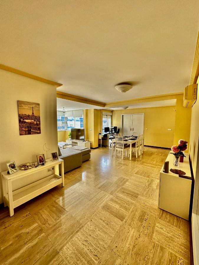Moderna Habitacion En El Corazon De Alicante Exterior foto
